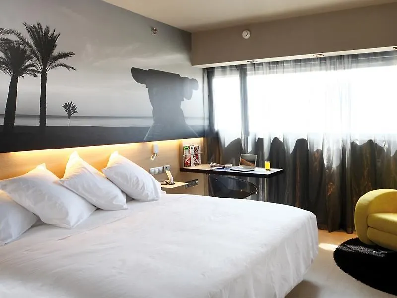 Barcelo Malaga Otel 4*,
